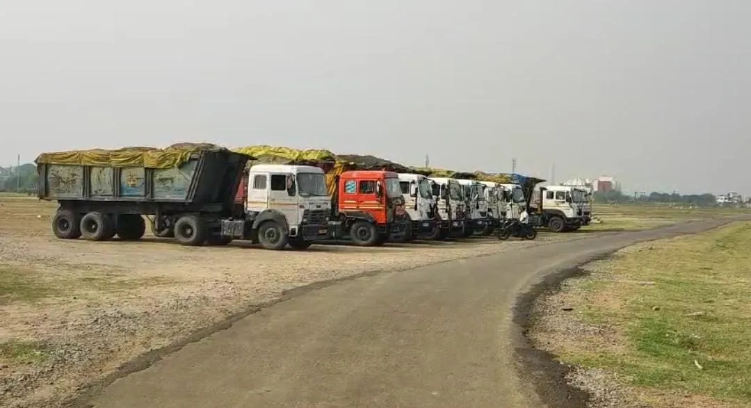 Singrauli News : 50 कोयला, रेत, राखड़ लोड वाहनों पर एसपी के नेतृत्व में रातभर चली कार्रवाई