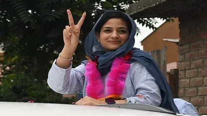 Jammu Kashmir Assembly Elections : जम्मू-कश्मीर में 10 साल बाद हो रहे विधानसभा चुनाव को लेकर भारी उत