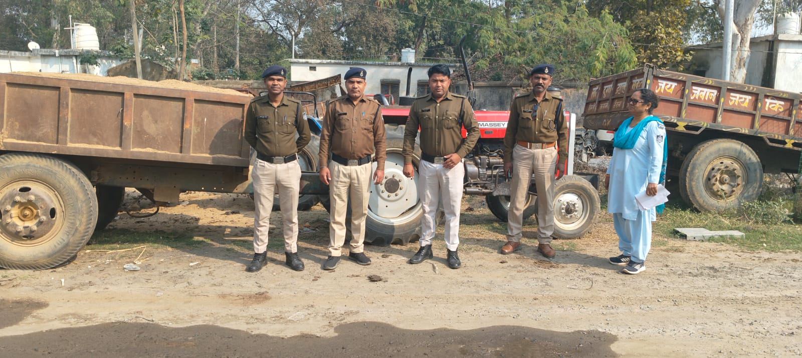 Singrauli News: सरई पुलिस ने अवैध रेत का परिवहन करते हुये ट्रैक्टर ट्राली को किया जप्त