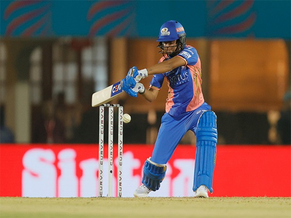 Mumbai Indians qualify for playoffs after thrilling victory over Gujarat Giants