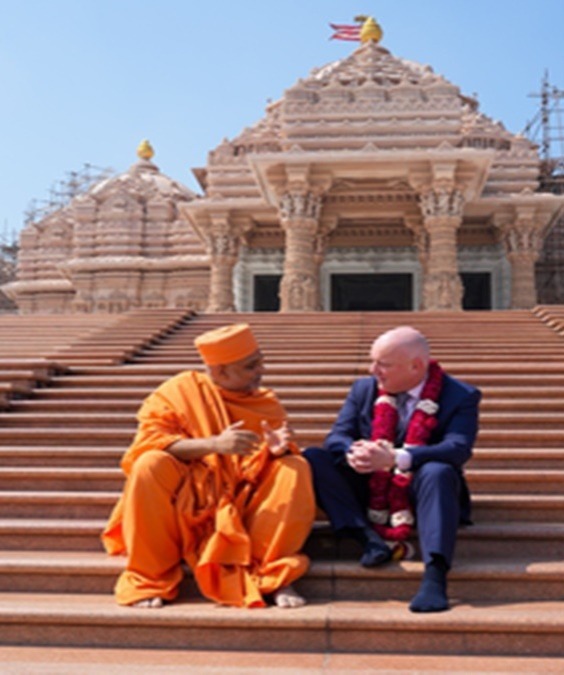 अक्षरधाम मंदिर पहुंचे पीएम लक्सन, न्यूजीलैंड के लिए हिंदू समुदाय के योगदान को सराहा