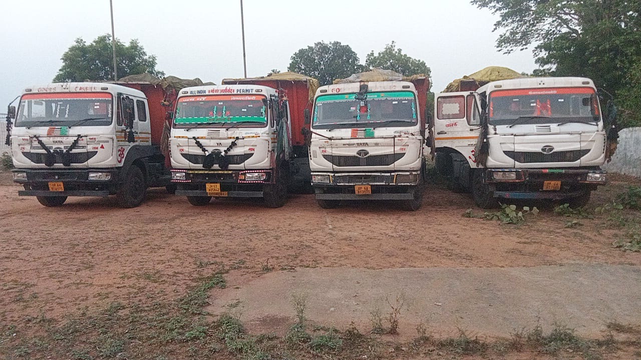 Singrauli News: खनिज विभाग व पुलिस की संयुक्त टीम ने कई वाहनों पर की कार्रवाई