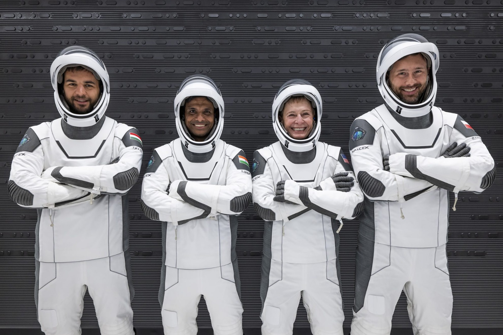 Axiom-4 Mission: एक्सिओम-4 मिशन की लॉन्चिंग फिर स्थगित