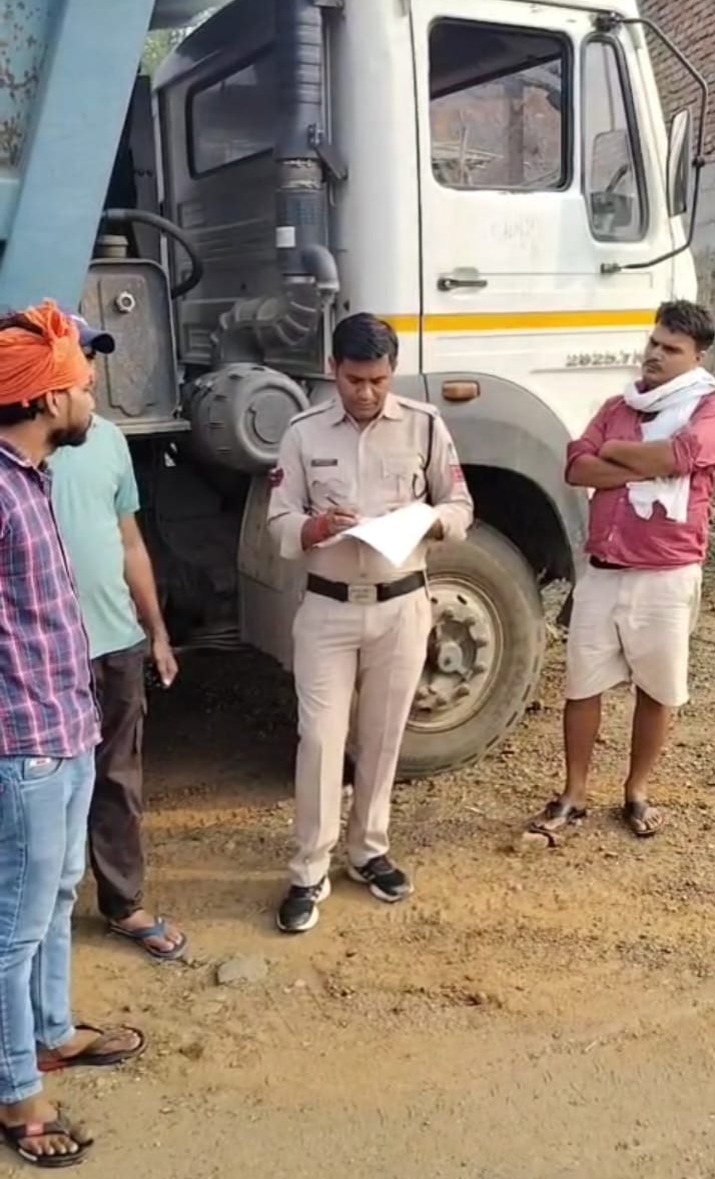 Singrauli News: चितरंगी पुलिस ने अवैध रेत लोड हाइवा को किया जप्त 