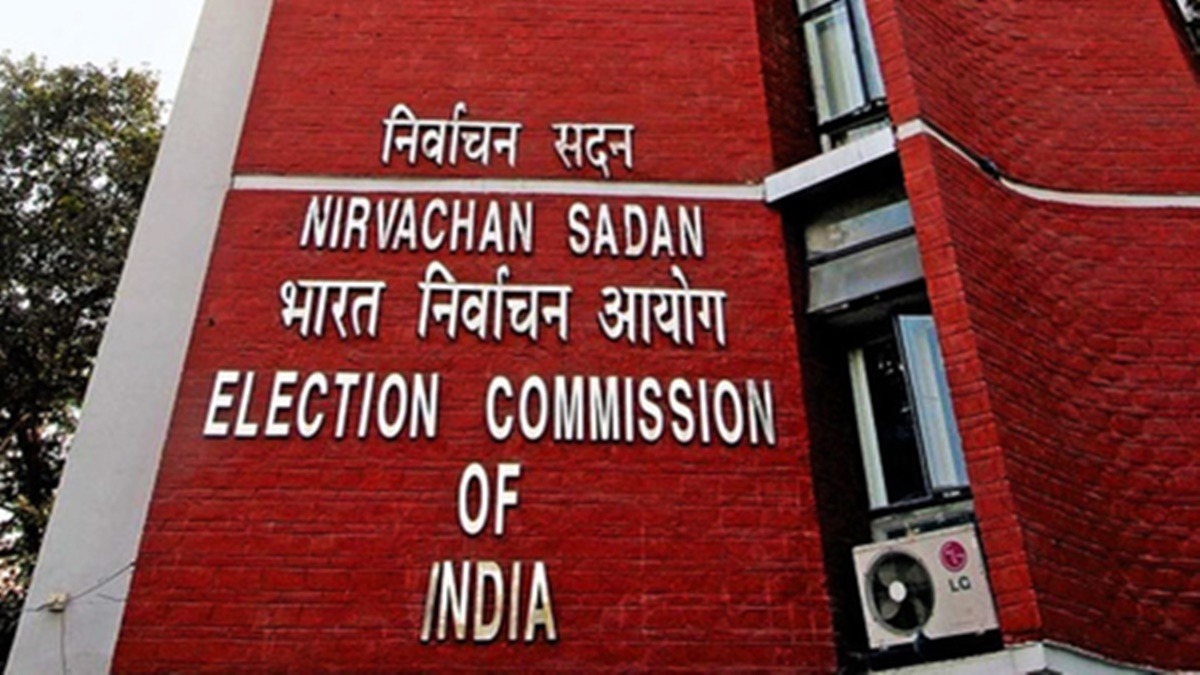 ECI News: भारत निर्वाचन आयोग ने उपचुनावों में रचा इतिहास, पहली बार लांच कीं ये खास सुविधाएं