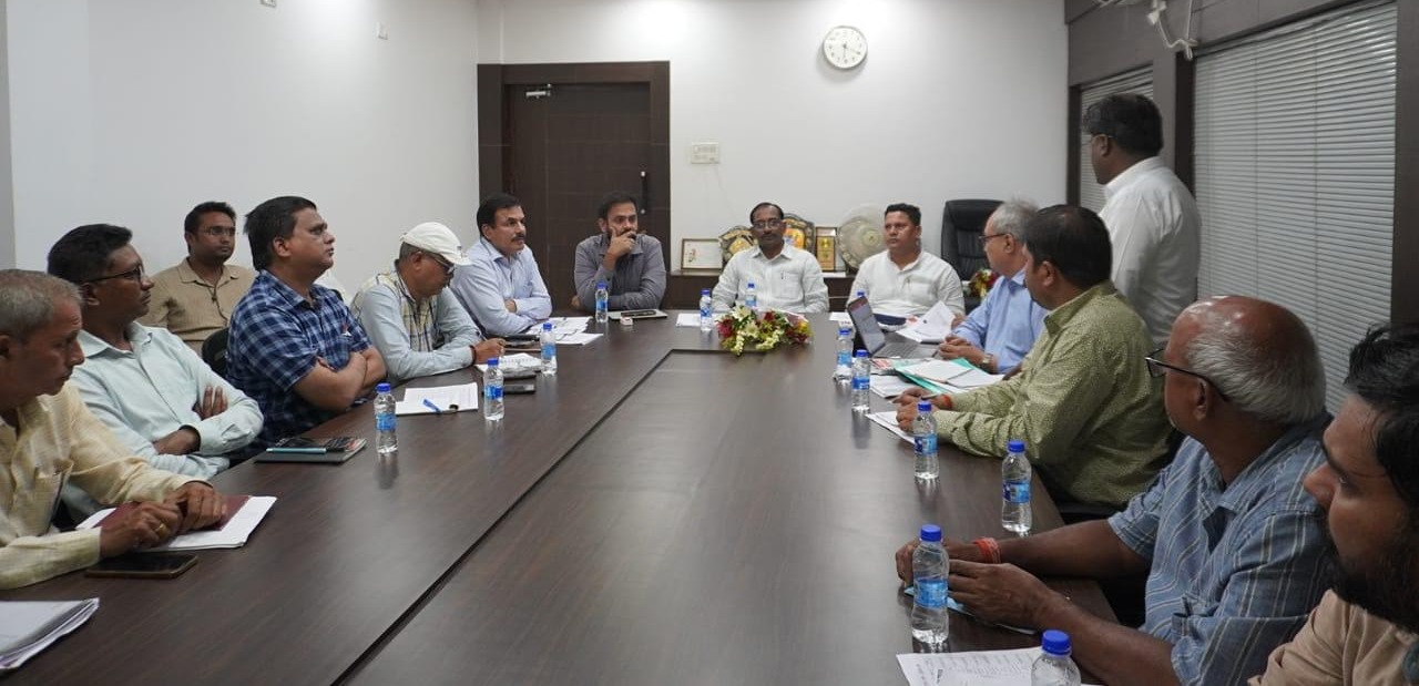 Singrauli News: नगरीय क्षेत्र में चल रहे विकास कार्यो की सिंगरौली विधायक ने की समीक्षा