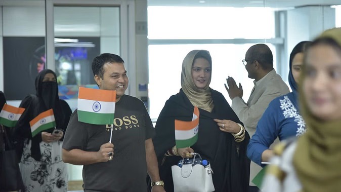 Operation Sindhu: ईरान से 296 भारतीय, चार नेपाली नागरिक निकाले गए; भारत आने वाले लोगों की कुल संख्या