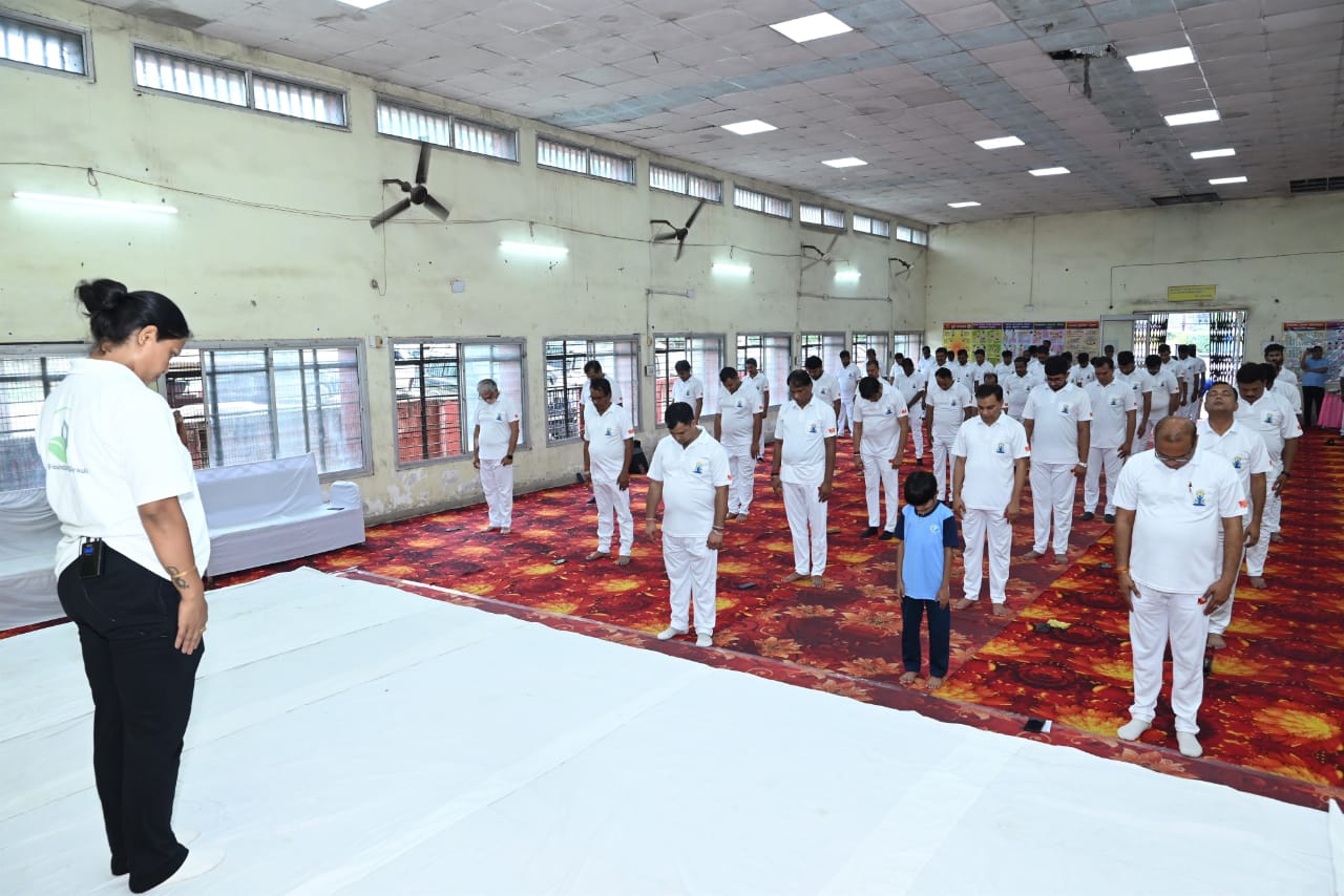 Singrauli News: अंतर्राष्ट्रीय योग दिवस के उपलक्ष्य में योगा फाउंडेशन 