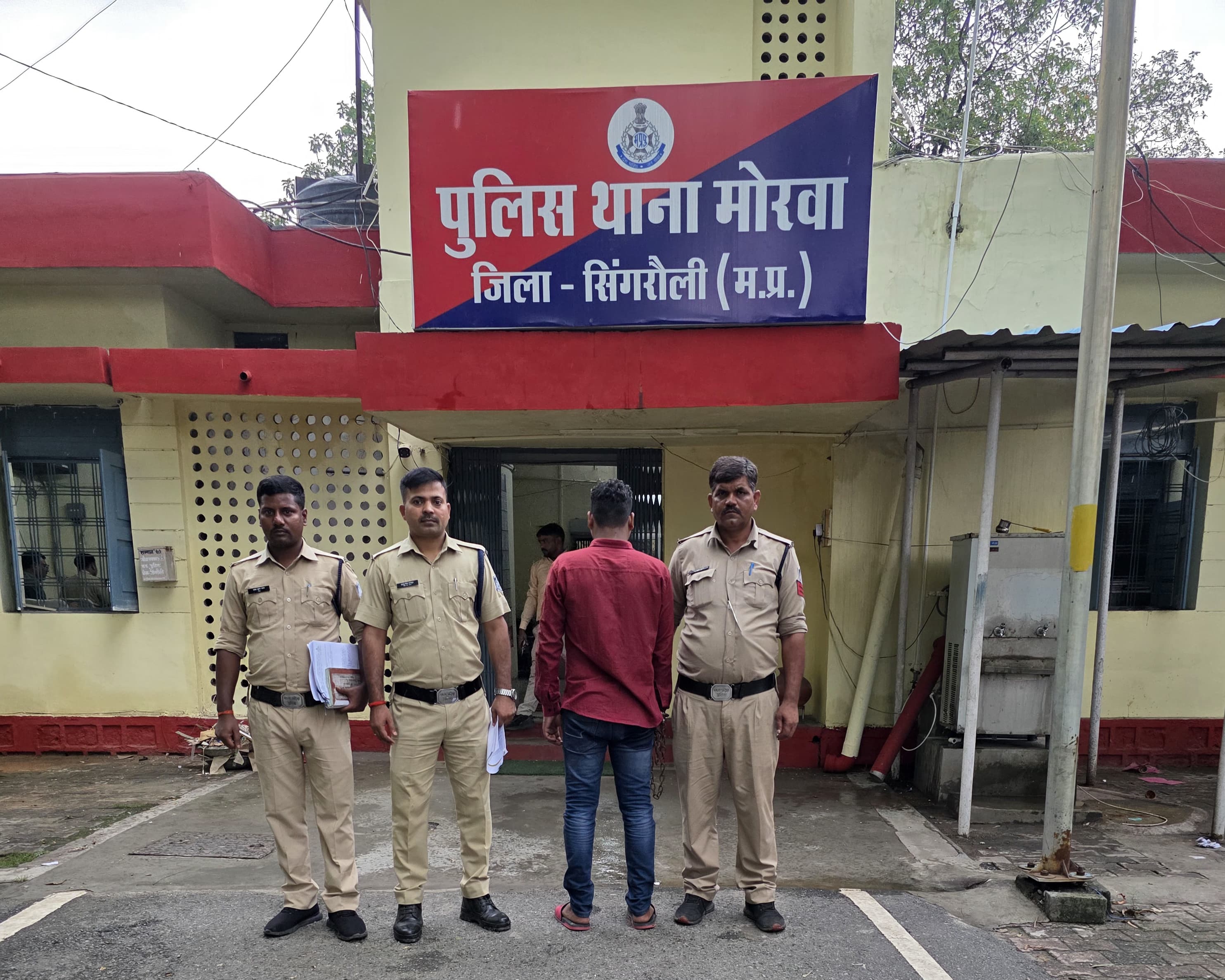 Singrauli News: आत्महत्या का दुष्प्रेरण करने वाला संदीप बैस को मोरवा पुलिस ने किया गिरफ्तार, भेजा गय