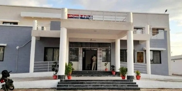 Singrauli News: कोतवाल अपने ही कर्मियों को नही दिला पा रहे न्याय, दो 