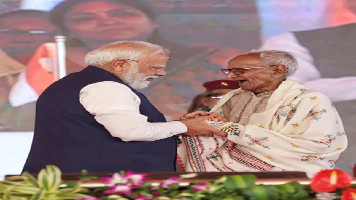 West bangal News: “माखनलाल सरकार ने अपना पूरा जीवन भाजपा को समर्पित किया” : पीएम मोदी