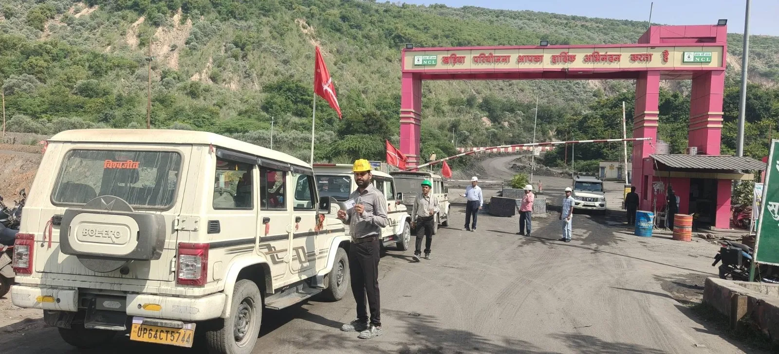 Sonbhadra News: खड़िया क्षेत्र में सुरक्षित वाहन संचालन को लेकर विशेष अभियान