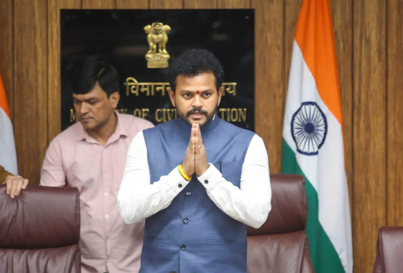 Civil Aviation Minister Urges Pawan Hans to Expand Helicopter, Seaplane Services