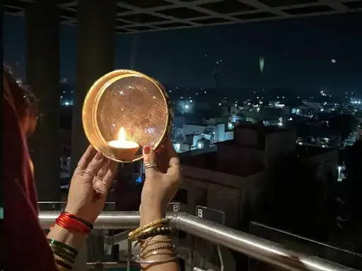 Singrauli News: करवा चौथ पर मप्र में सबसे पहले सिंगरौली में दिखेगा चांद, रात 8:01 बजे चंद्रोदय का अन